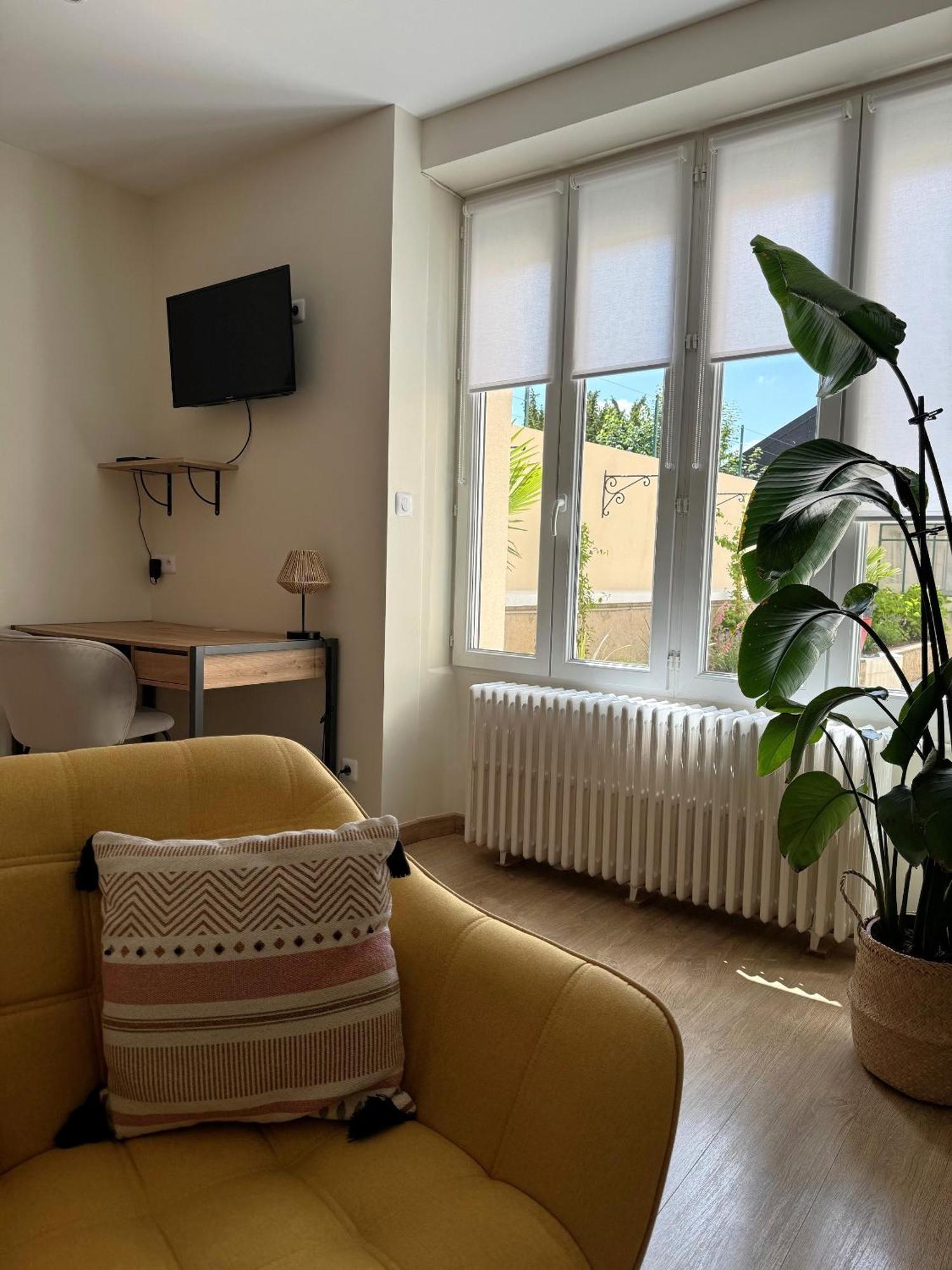 Le Nid - hébergement cosy Dijon Extérieur photo